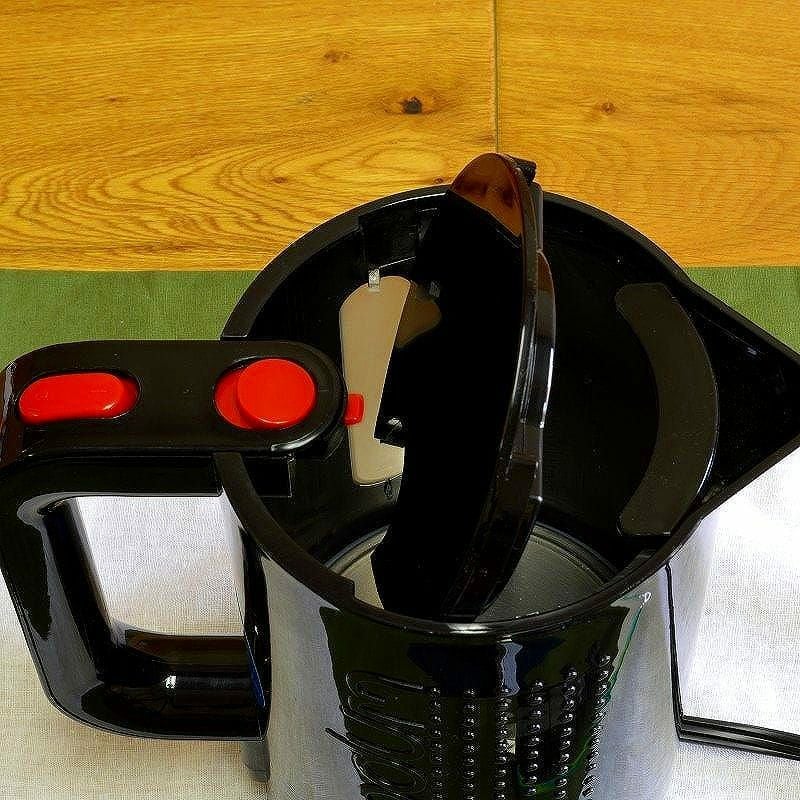 【30日間返金保証】【送料無料】BodumBistro34-OunceCordlessElectricWaterKettleBlack11154-01USボダム電気ケトルビストロ約１Lブラック【smtb-k】【kb】【RCP】