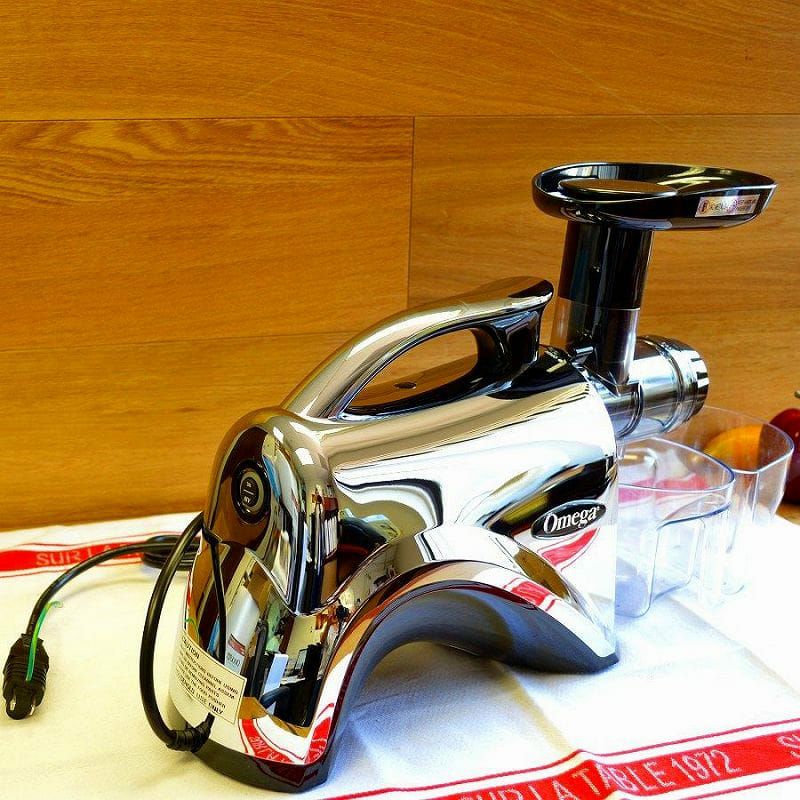 【30日間返金保証】【レビューを書いて10年保証】【送料無料】オメガスロージューサーブラック/クロムOmegaNC900HDC6thGenerationNutritionCenterElectricJuicer,Chrome【smtb-k】【kb】【RCP】