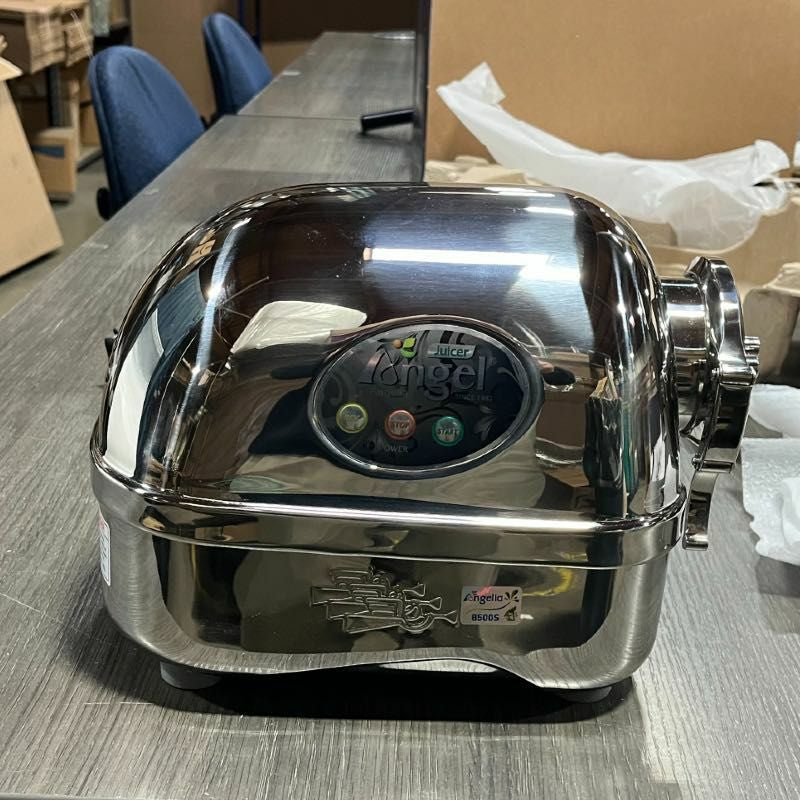 エンジェルスロージューサー AG7500 エンジェルジューサーAG7500を使ってにんじんジュース100%を搾ってみ