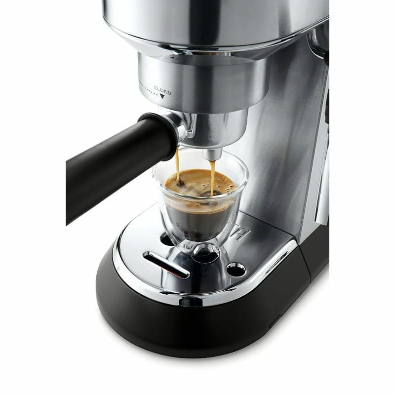 新品デロンギエスプレッソマシン デロンギ エスプレッソマシン DeLonghi EC685M Dedica Deluxe espresso