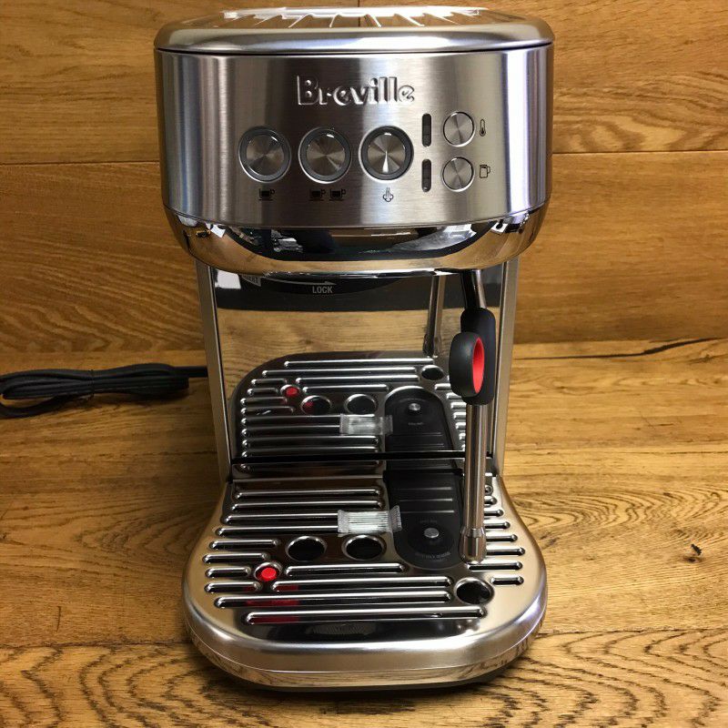 Breville BES500BSS Bambino Plus 未使用に近い Breville BES500BSS Bambino Plus 未使用に近い