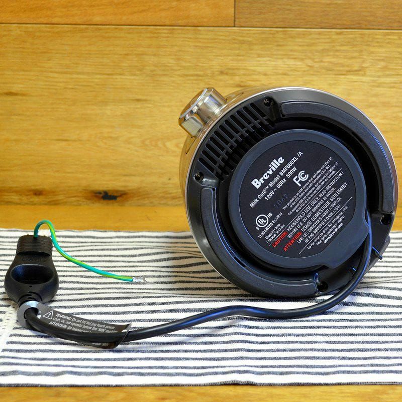 電動ミルクフォーマーミルク泡だて器上質最大750ml温度調節可能フォーマーキメの細かいもこもこフワフワ泡立ち綺麗フローサークリーマーブレビルホットチョコレートカフェラテカプチーノBrevilleMilkCafeBMF600XL家電