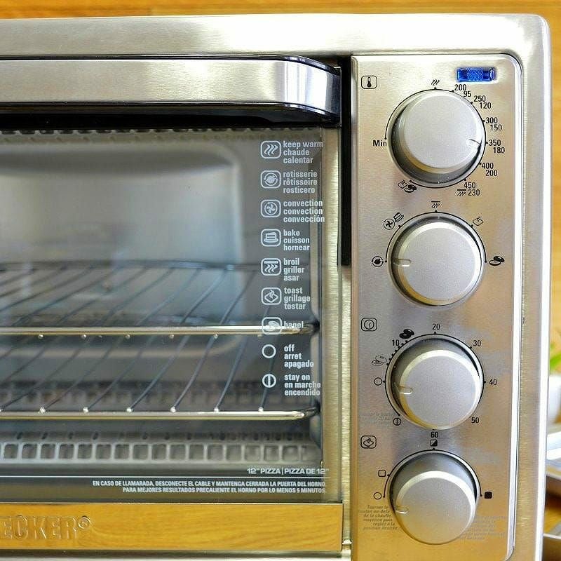 【30日間返金保証】【送料無料】ロティサリーブラック&デッカートースターオーブンシルバーBlack&DeckerTO4314SSDRotisserieToasterOven,Silver【smtb-k】【kb】【RCP】