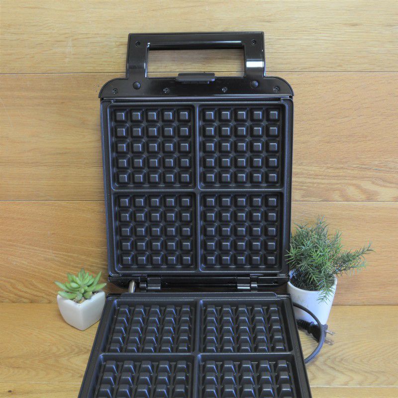 クラップスワッフルメーカー4枚焼焼き色調節プレート脱着可KRUPSGQ502DAdjustableTemperatureBelgianWaffleMakerwithRemovablePlates,4-Slice家電