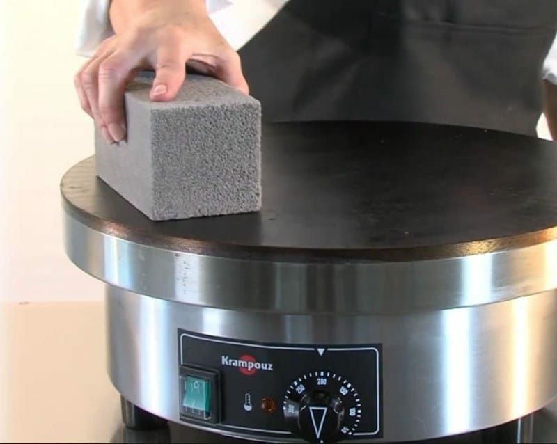 フランスKrampouz社 業務用クレープ焼き器 本体 フランスKrampouz社 業務用クレープ焼き器 本体 53000100a.jpg