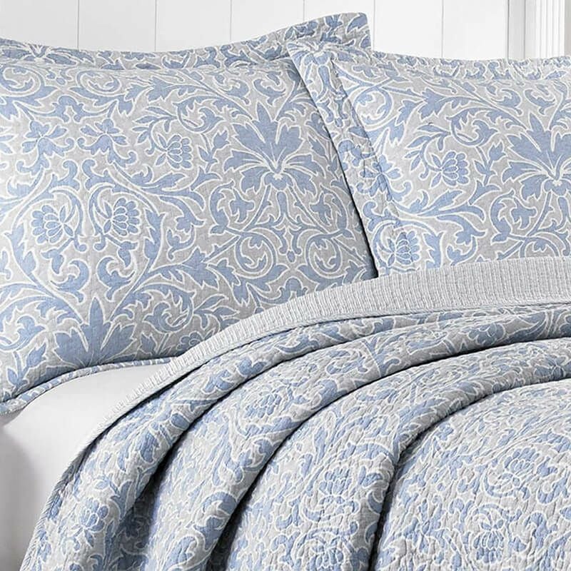 ローラアシュレイキルト枕2個セットリバーシブルコットン花柄ブルーグレーLauraAshleyMiaQuiltSet,Pebble