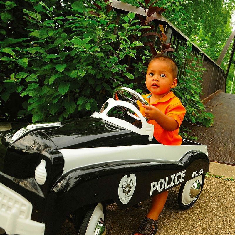 【送料無料】【代引不可】【組立要】子供用ポリス警察ペダルカー3才〜InStepPolicePedalCar【smtb-k】【kb】【RCP】