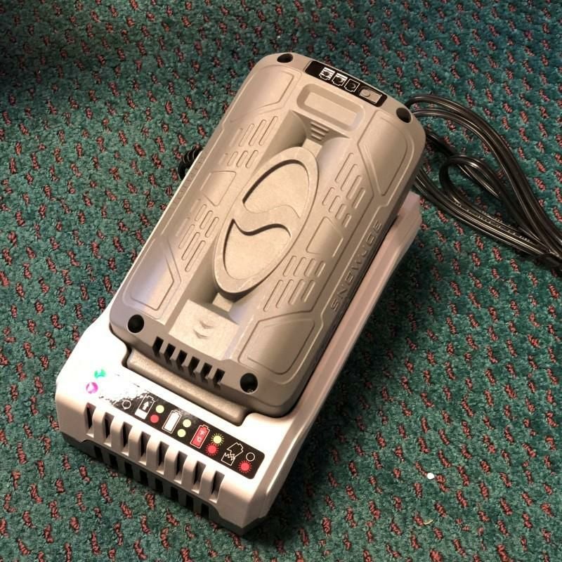 電動家庭用小型バッテリー除雪機ハイブリッドコードレスコードも使える雪かき機40VスノージョーSnowJoeiON18SB-HYBHybridSingleStageSnowBlower18-Inch40Volt13.5AmpBrushless家電