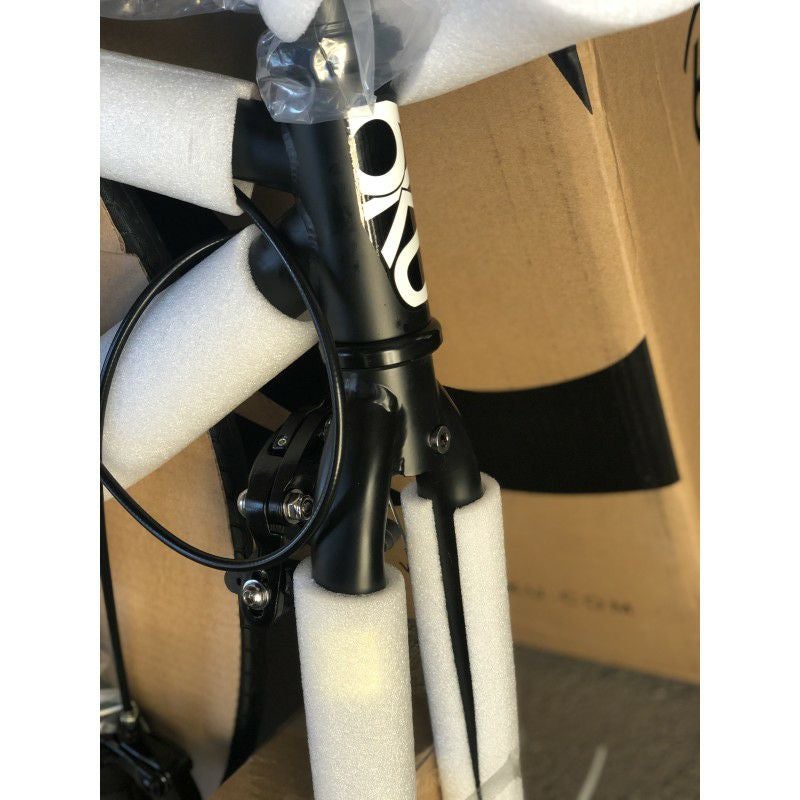ピストバイク 自転車 シングルスピード 700C 軽量 アーバンバイク 街