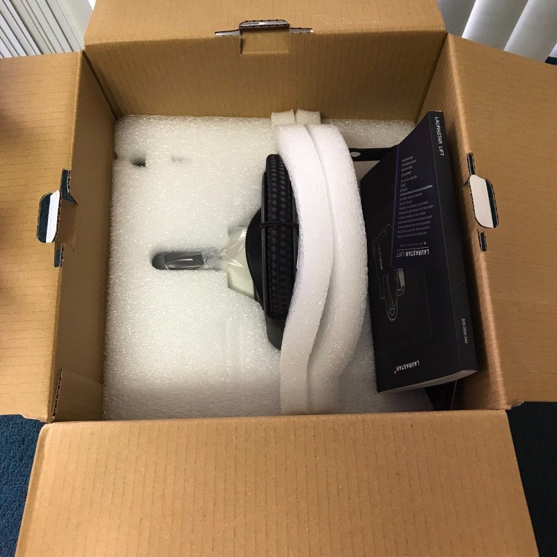 スイス製スチームアイロンリフトLAURASTARLIFTWHITESTEAMIRON家電