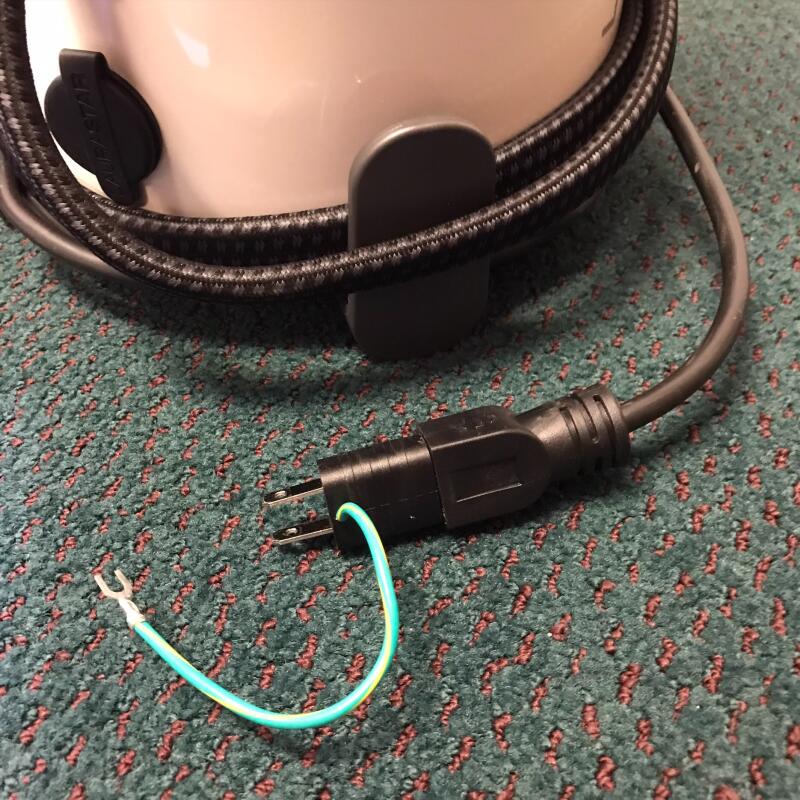 スイス製スチームアイロンリフトLAURASTARLIFTWHITESTEAMIRON家電