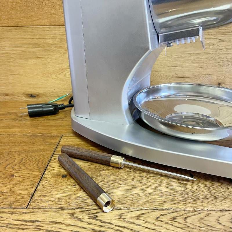 アイスクラッシャーアイスシェーバースノーコーンメーカーかき氷VIVOHOME11InchHeightElectricDualBladesIceCrusherShaverSnowConeMakerMachineSilver143lbs/hrforHomeandCommercialUse家電