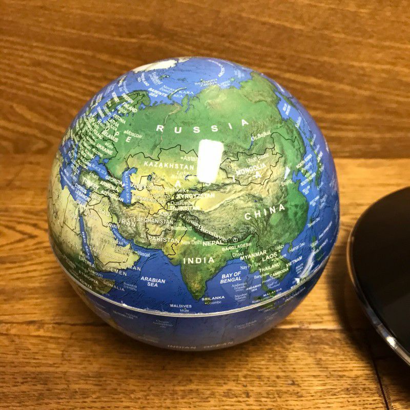 地球儀 浮く Amazon co jp LINWEN 浮かぶ地球儀回転型磁気浮上浮遊LED