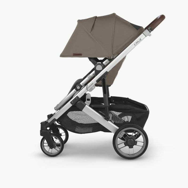 UPPAbaby ベビーカー CRUZ 0417-CRZ-US 2017年モデル ASTM F833-15 グレー系 3か月～22kgまで 折りたたみ可能 アッパベビー 札幌市 清田区 平岡 UPPAbaby ベビーカー CRUZ 0417-CRZ-US 2017年モデル ASTM F833-15