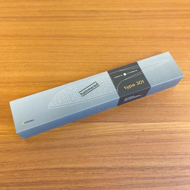 ポルシェデザインハンマー三徳包丁Type301槌目模様刃渡り178mmナイフおしゃれクロマギフトプレゼントP-02HM【日本正規代理店】ChromaSantoku178mmhammeredDesignedByF.A.Porsche
