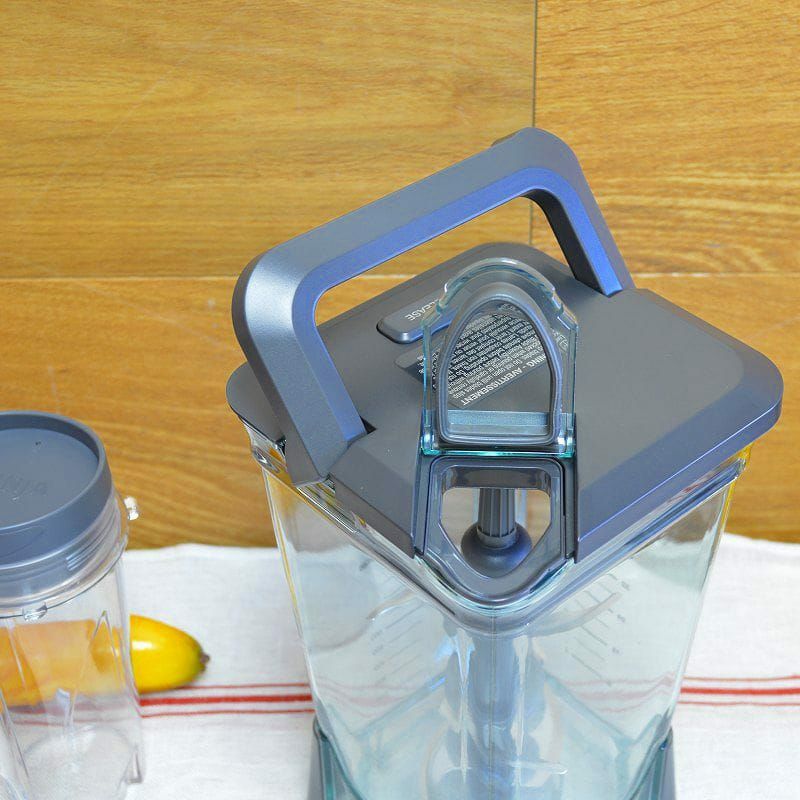 ニンジャ プロフェッショナルブレンダー Ninja Professional Blender