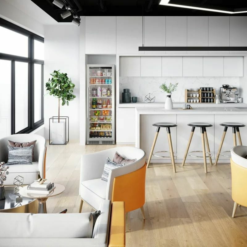 ビルトイン冷蔵庫286Lリバーシブルガラスドアワイヤーシェルフ4段鍵付EdgeStarVBM13124InchWide13.7Cu.Ft.CommercialBeverageMerchandiserWithTemperatureAlarmandReversibleDoor家電【代引不可】