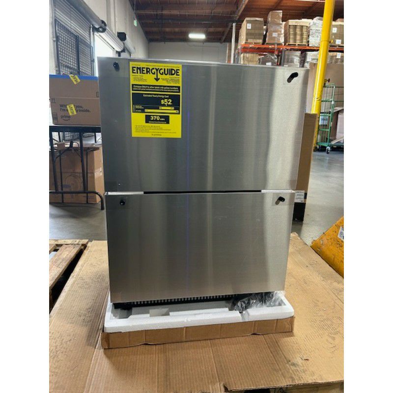 冷蔵庫冷凍庫屋外可引き出し2段94LビルトインアンダーカウンターステンレスSummit24"Wide2-DrawerRefrigerator-Freezer,ADACompliantADRF244家電【代引不可】