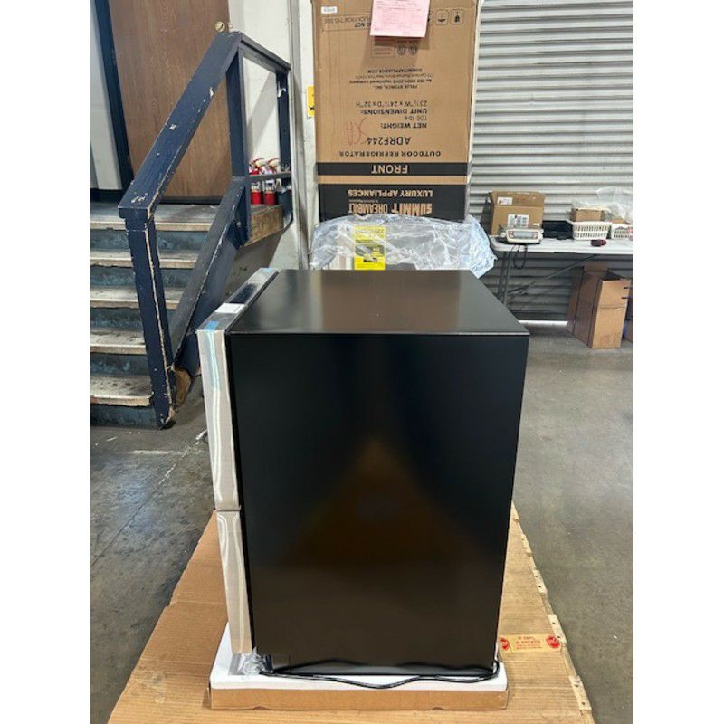 冷蔵庫冷凍庫屋外可引き出し2段94LビルトインアンダーカウンターステンレスSummit24"Wide2-DrawerRefrigerator-Freezer,ADACompliantADRF244家電【代引不可】