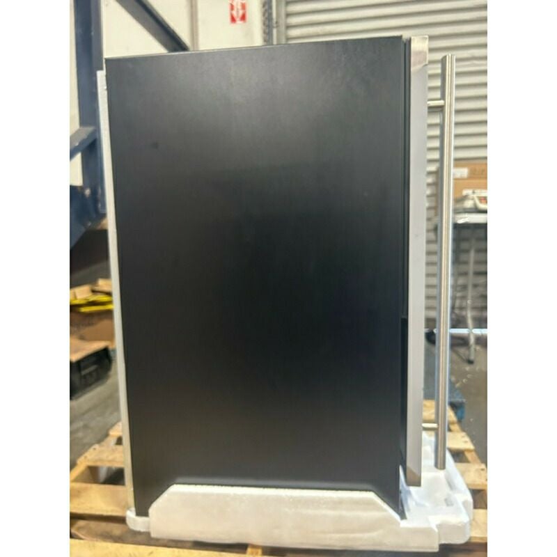 【自社のみ】マーベル製氷機1日11kgビルトイン可アメリカ製アイスメーカー排水不要リバーシブルドア保存保冷MarvelMLCR215SS01B15InchBuilt-InCrescentIceMakerwith25Lbsl家電【代引不可】