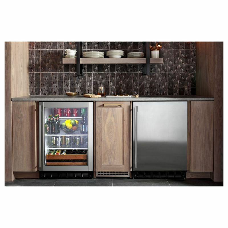 冷蔵庫ビルトインアンダーカウンターガラスドア棚3段35缶ワイン5本ステンレスVikingProfessionalSeriesVBUI5150G家電