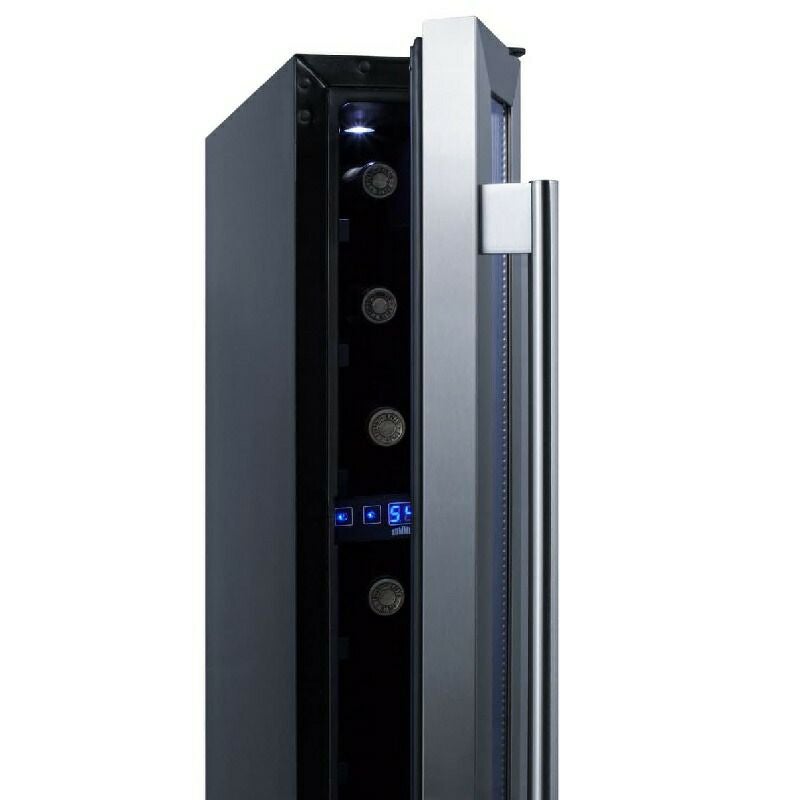ビルトインワインクーラー幅15cmガラスドア7ボトルSummitApplianceSWC007Commercial6"WideADACompliantBuilt-inUndercounterWineCellarwith7bottleCapacity?SWC007家電【代引不可】
