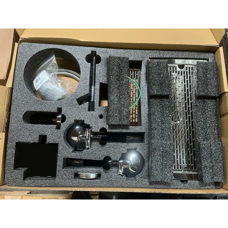 ECM社ドイツ製エスプレッソマシンダブルボイラー流量制御PIDシンクロニカ2ECMSynchronikaIIEspressoMachinewithFlowControl家電【代引不可】