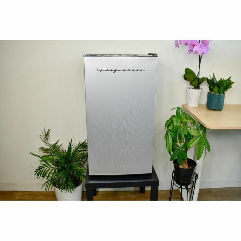 冷蔵庫冷凍庫ミニ90Lフリッジデール1ドアステンレスFrigidaireEFR3233.2cuftCompactFridge家電