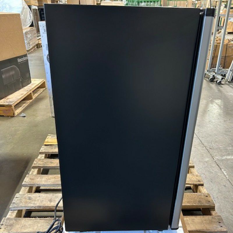 冷蔵庫冷凍庫ミニ90Lフリッジデール1ドアステンレスFrigidaireEFR3233.2cuftCompactFridge家電